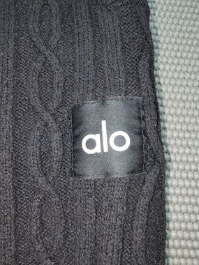 ALO Yoga women Black Cable-Knit Crewneck Sweater